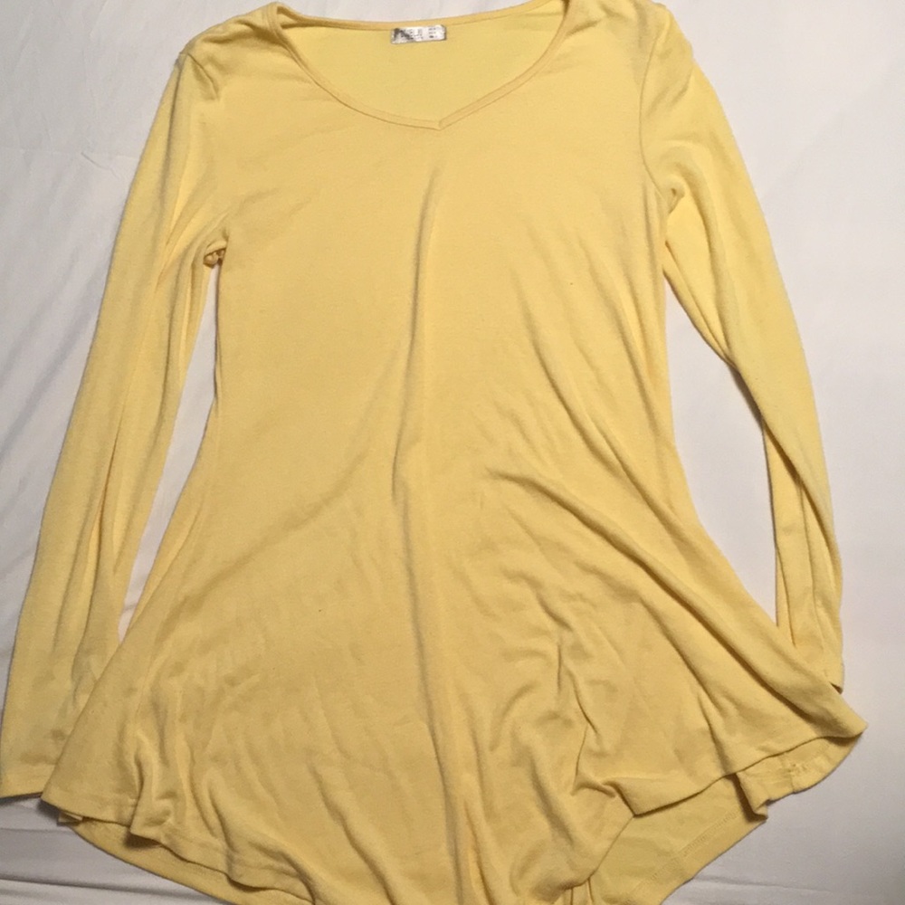 Yellow long sleeved summer dress